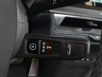 2024 Kia EV9 с пробегом 59 040 км