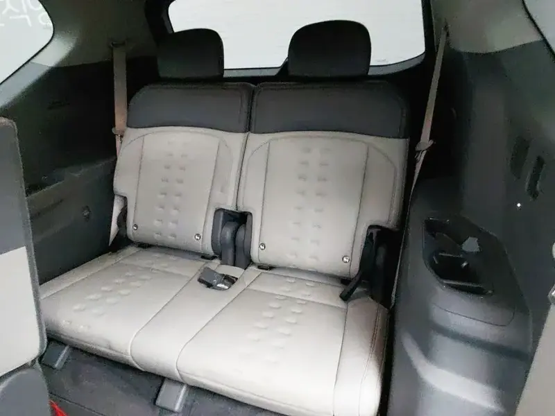 2023 Kia EV9 с пробегом 36 073 км