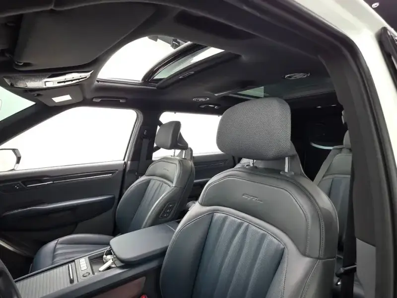 2024 Kia EV9 с пробегом 59 040 км