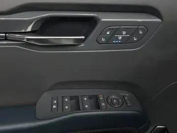 2024 Kia EV9 с пробегом 59 040 км