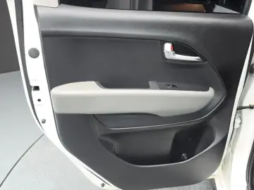 2023 Kia Ray с пробегом 90 865 км