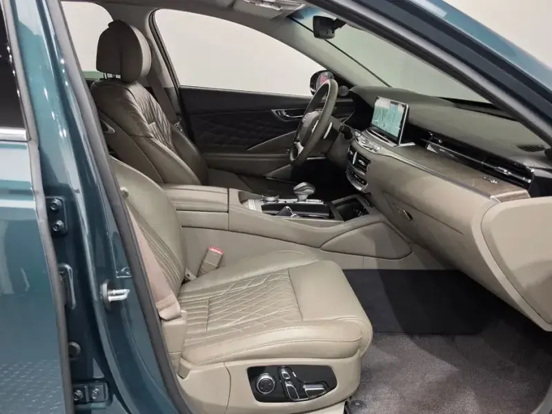 2023 Kia K9 с пробегом 80 192 км