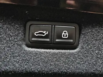 2022 Kia K9 с пробегом 92 204 км