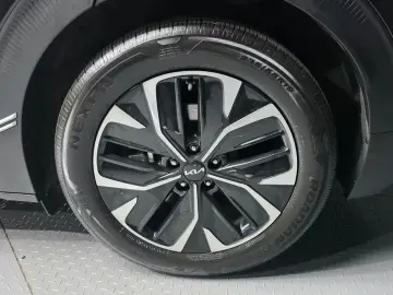 2022 Kia EV6 с пробегом 63 716 км