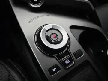 2022 Kia EV6 с пробегом 63 716 км