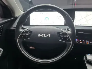 2022 Kia EV6 с пробегом 63 716 км