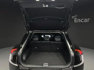 2022 Kia EV6 с пробегом 63 716 км