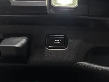 2022 Kia EV6 с пробегом 63 716 км