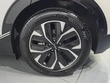 2024 Kia EV6 с пробегом 48 510 км