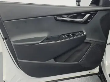 2024 Kia EV6 с пробегом 48 510 км