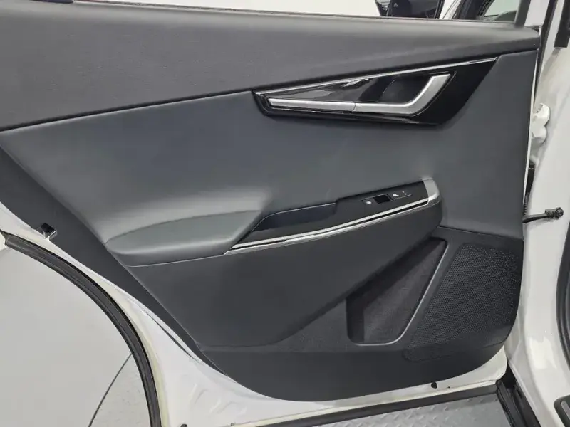 2024 Kia EV6 с пробегом 48 510 км