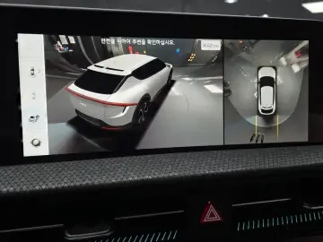 2023 Kia EV6 с пробегом 27 579 км