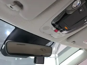 2023 Kia EV6 с пробегом 27 579 км