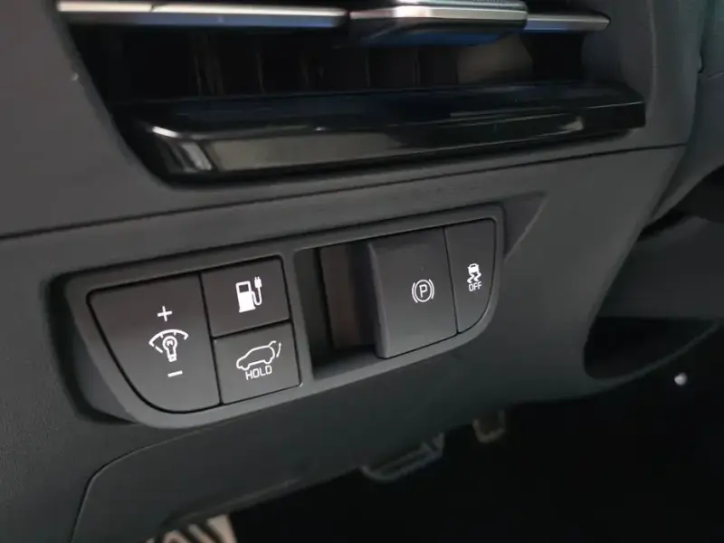 2023 Kia EV6 с пробегом 27 579 км
