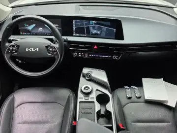 2022 Kia EV6 с пробегом 40 158 км