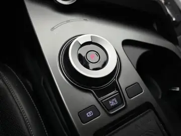 2022 Kia EV6 с пробегом 40 158 км