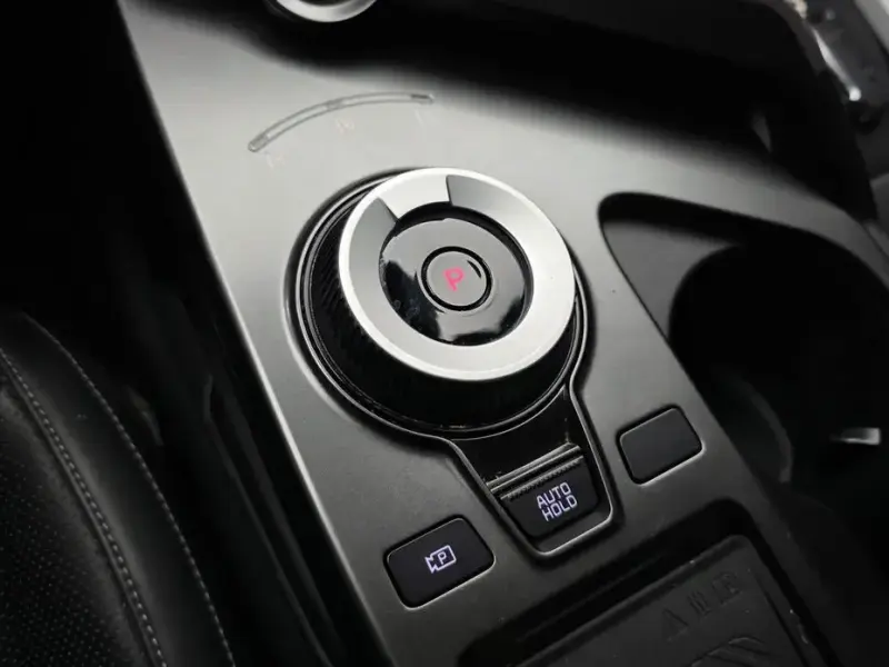 2022 Kia EV6 с пробегом 40 158 км