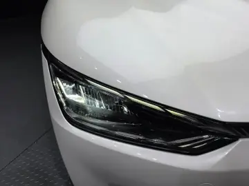 2022 Kia EV6 с пробегом 40 158 км