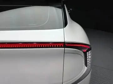 2022 Kia EV6 с пробегом 40 158 км
