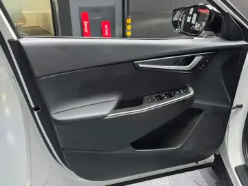 2022 Kia EV6 с пробегом 40 158 км