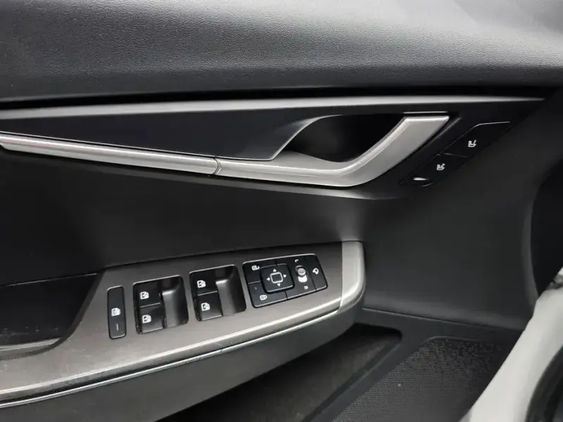 2022 Kia EV6 с пробегом 40 158 км