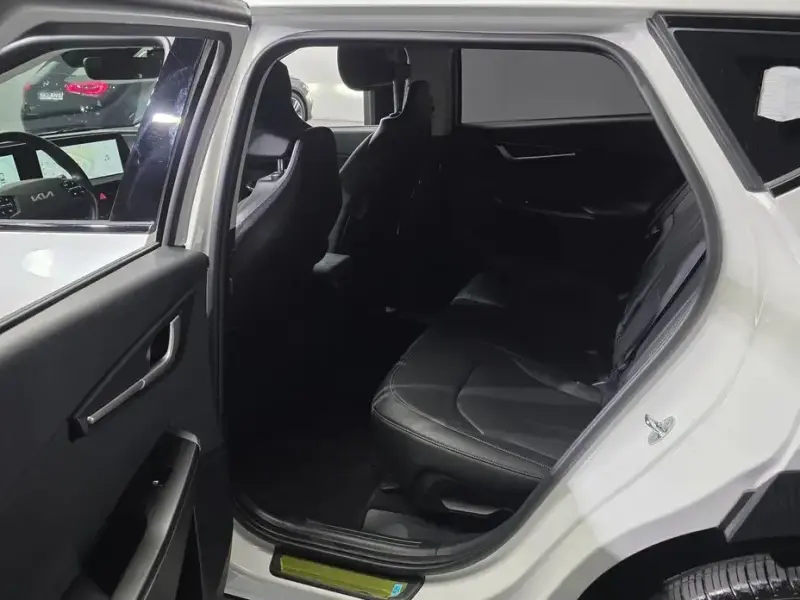 2024 Kia EV6 с пробегом 9 846 км