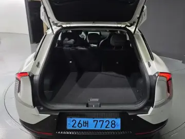 2024 Kia EV6 с пробегом 9 846 км