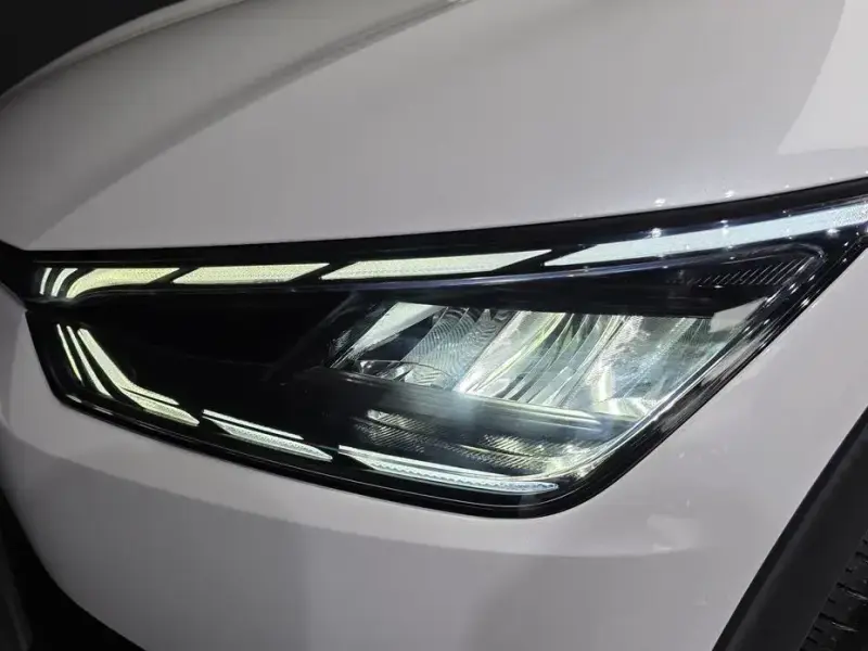 2024 Kia EV6 с пробегом 9 846 км