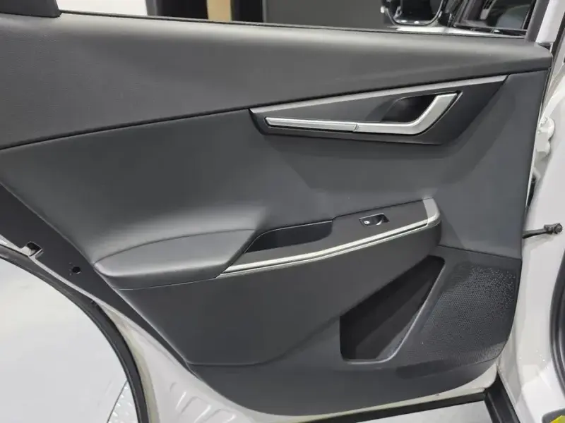2024 Kia EV6 с пробегом 9 846 км