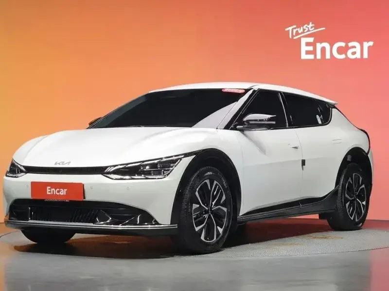 2024 Kia EV6 с пробегом 31 175 км
