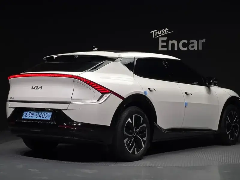2024 Kia EV6 с пробегом 63 020 км