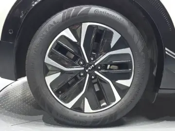 2024 Kia EV6 с пробегом 63 020 км