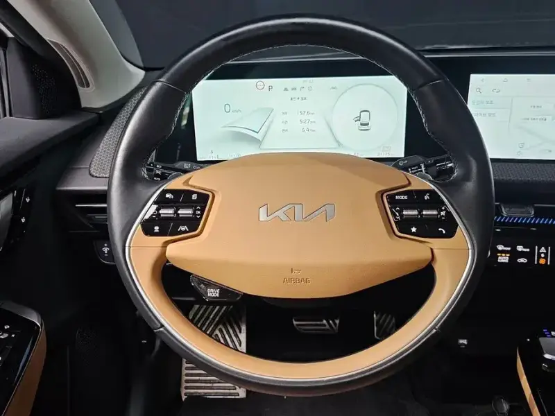 2024 Kia EV6 с пробегом 31 175 км