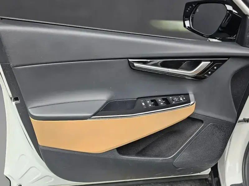 2024 Kia EV6 с пробегом 31 175 км