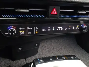 2024 Kia EV6 с пробегом 63 020 км