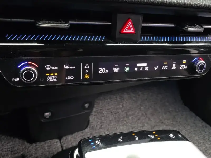 2024 Kia EV6 с пробегом 63 020 км
