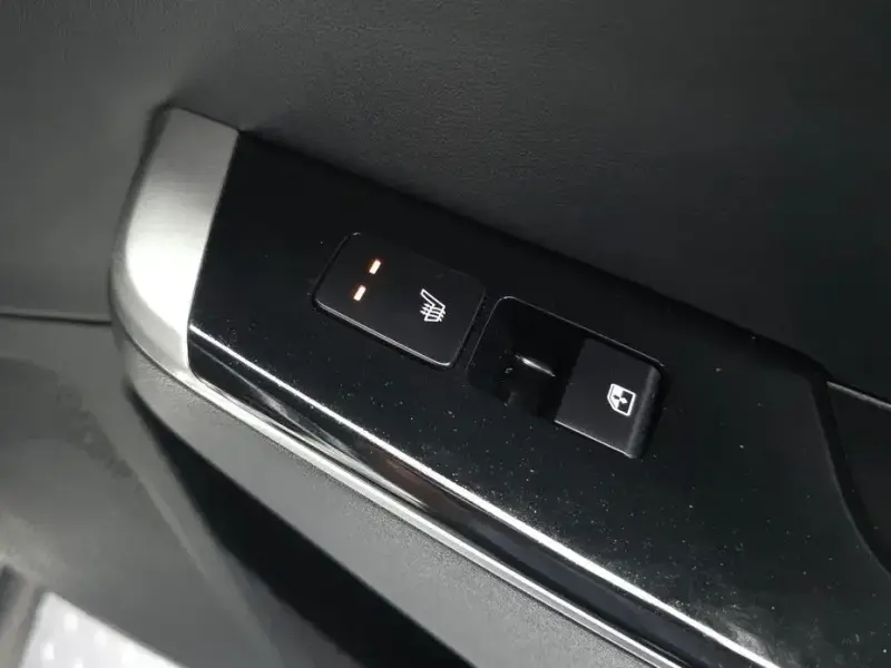 2024 Kia EV6 с пробегом 63 020 км