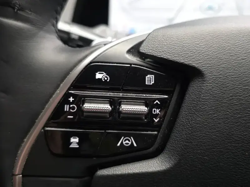 2024 Kia EV6 с пробегом 63 020 км