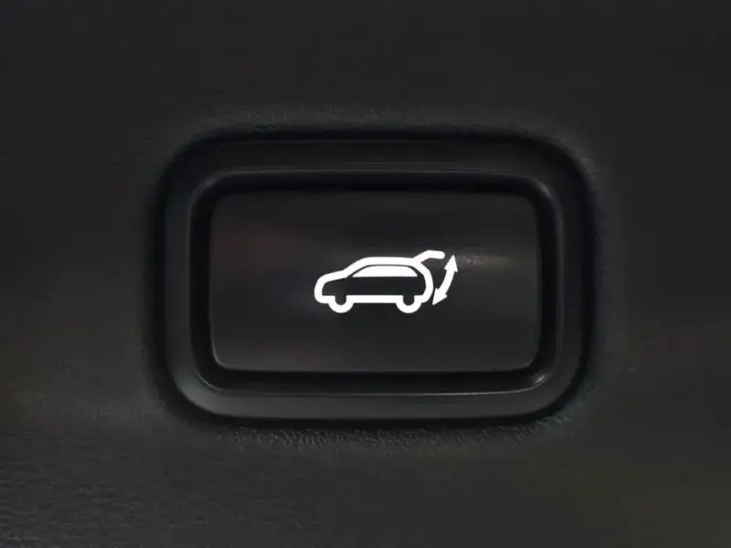 2024 Kia EV6 с пробегом 63 020 км