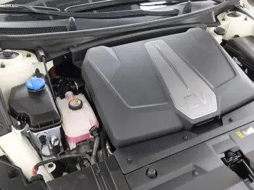 2023 Kia EV6 с пробегом 74 266 км