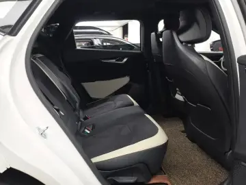 2023 Kia EV6 с пробегом 74 266 км