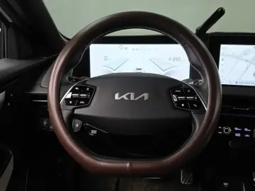 2023 Kia EV6 с пробегом 74 266 км