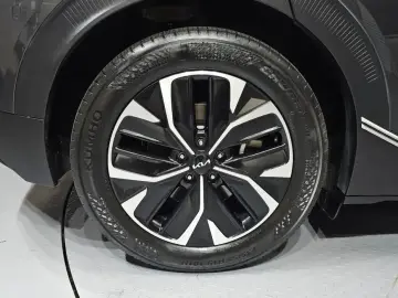 2022 Kia EV6 с пробегом 20 752 км