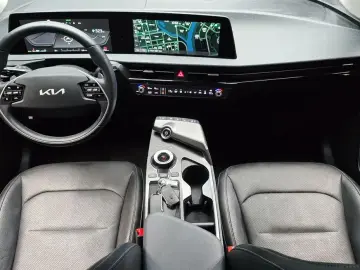 2022 Kia EV6 с пробегом 20 752 км
