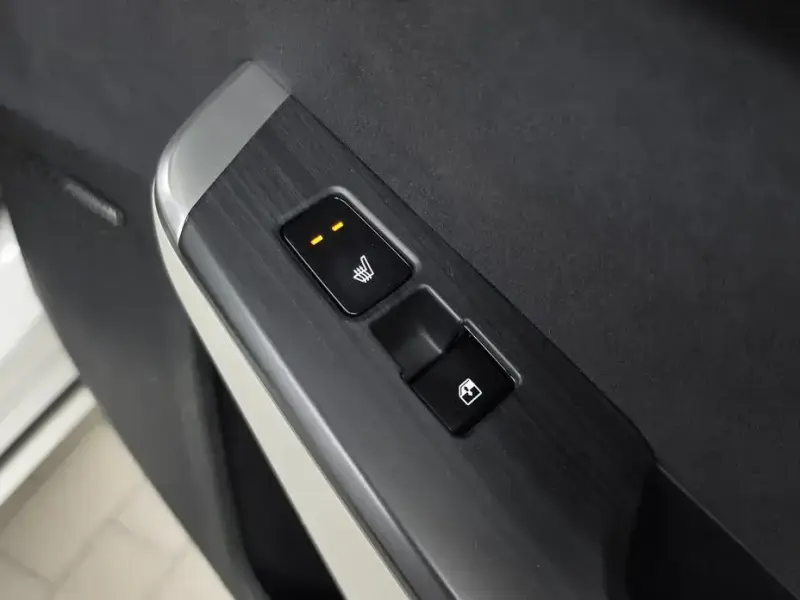 2023 Kia EV6 с пробегом 74 266 км