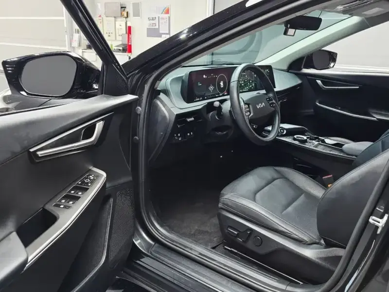 2022 Kia EV6 с пробегом 20 752 км