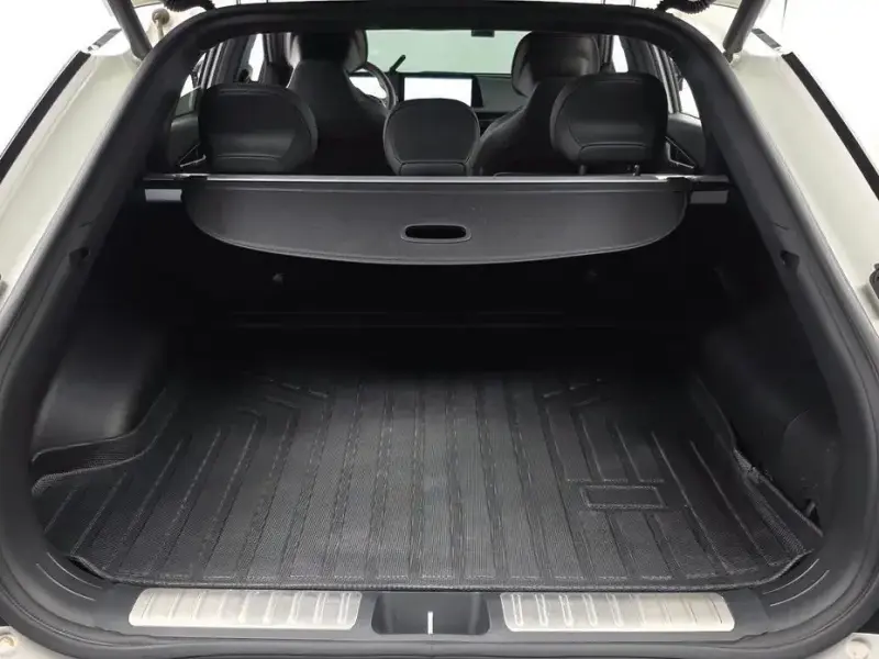 2023 Kia EV6 с пробегом 74 266 км