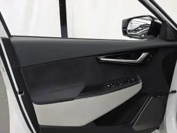 2023 Kia EV6 с пробегом 74 266 км
