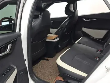 2023 Kia EV6 с пробегом 74 266 км