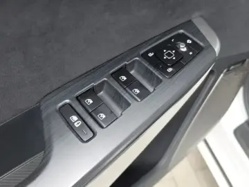 2023 Kia EV6 с пробегом 74 266 км